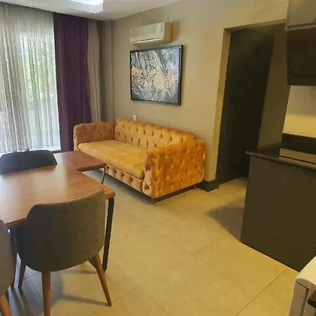 Havuz Kenari Luks Mobilyali Merkezi Konumlu Daire * Fethiye